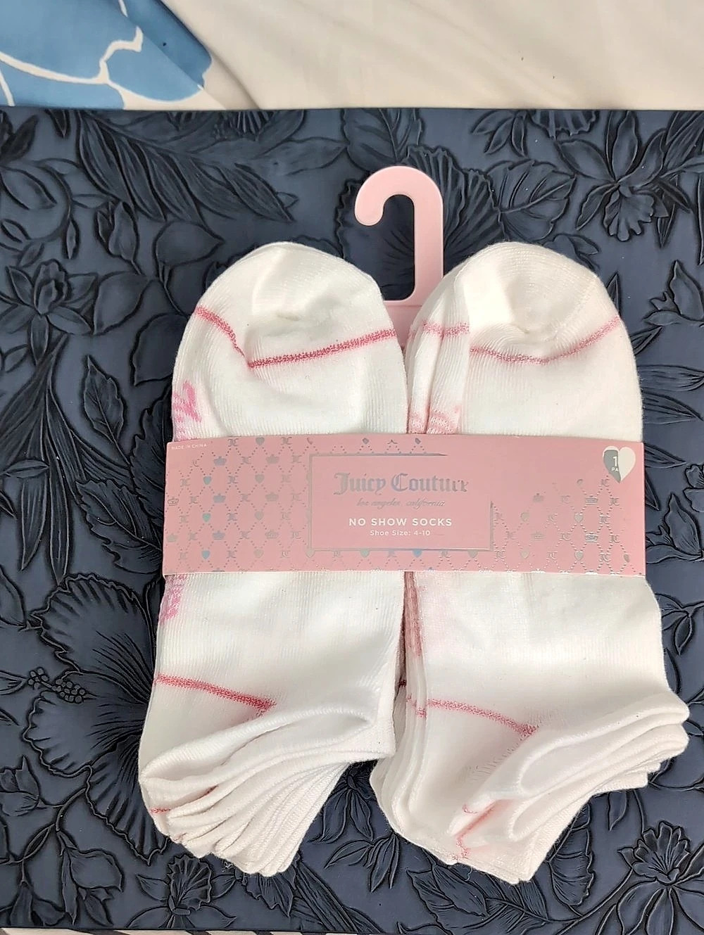 Juicy Couture 10 Pair No Show Socks White & Pink 4-10 NWT